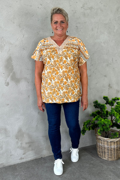Kira Blouse Orange