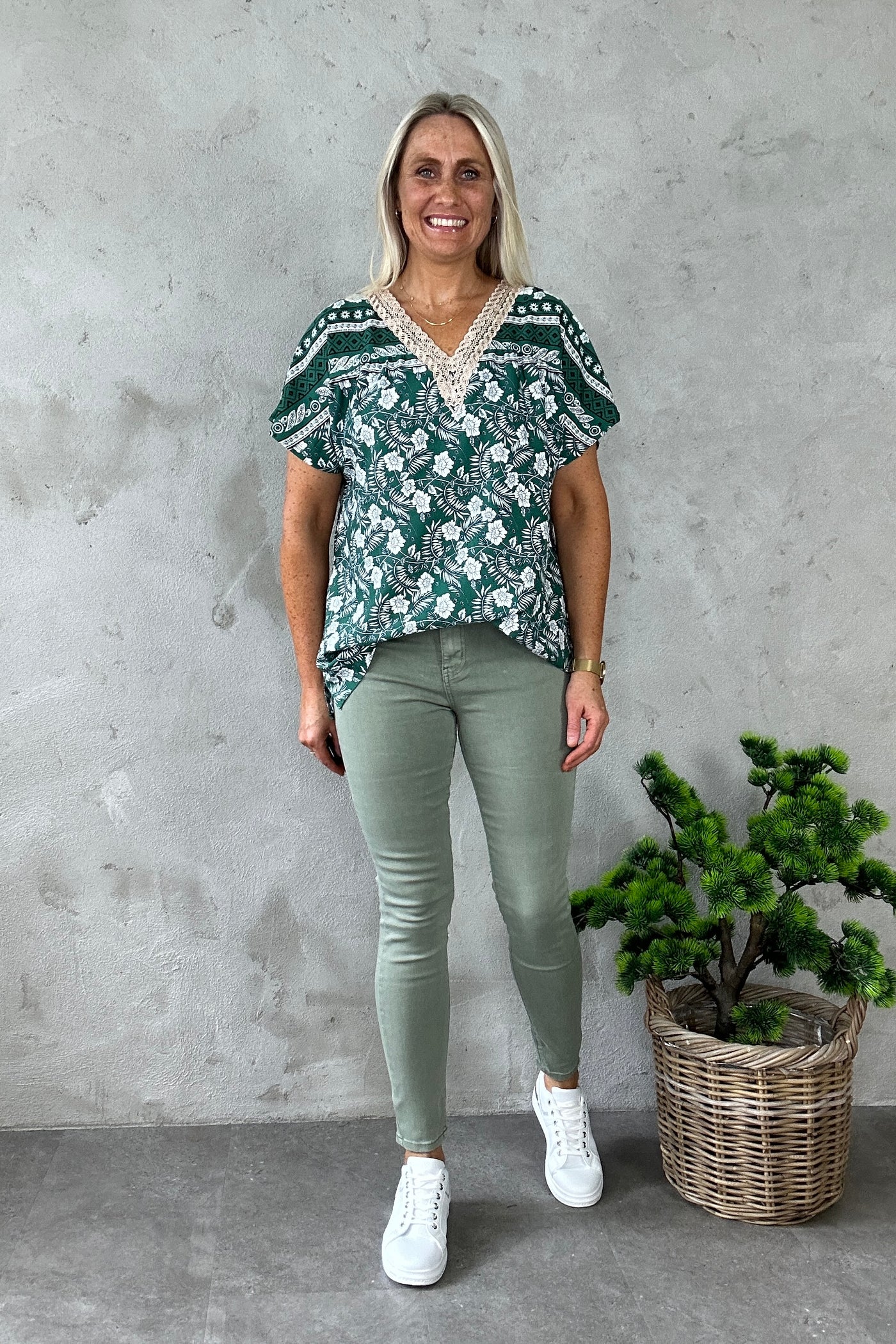 Kira Blouse Bottle Green
