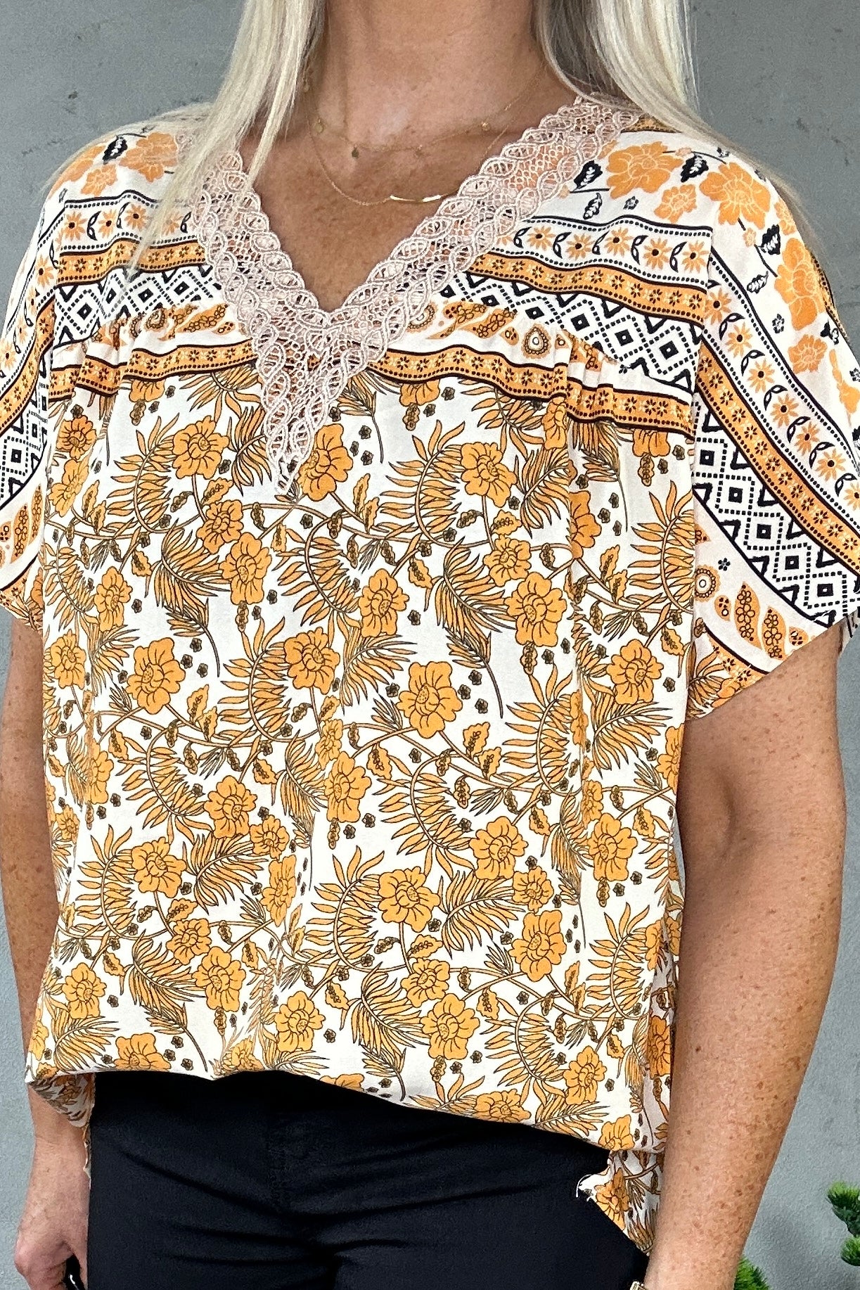 Kira Blouse Orange