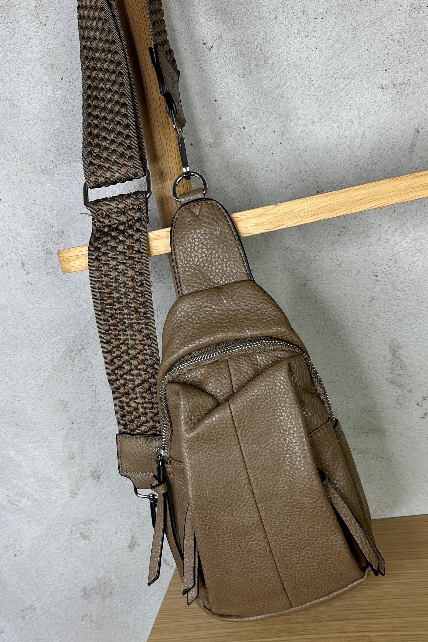 Avery Backpack Mud