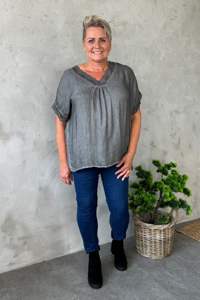 Berta Blouse Dark Grey