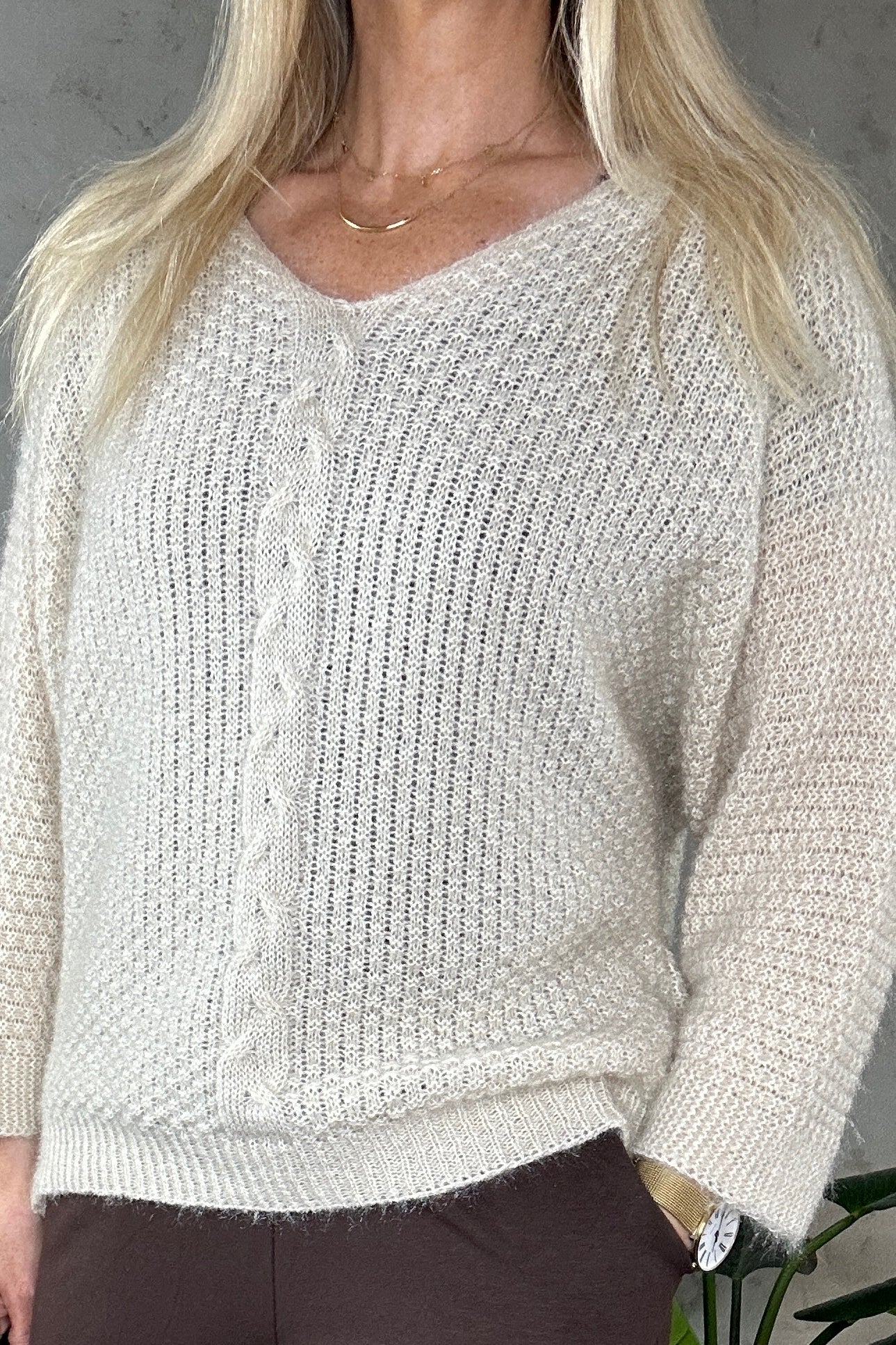 Tibbi Knit Beige
