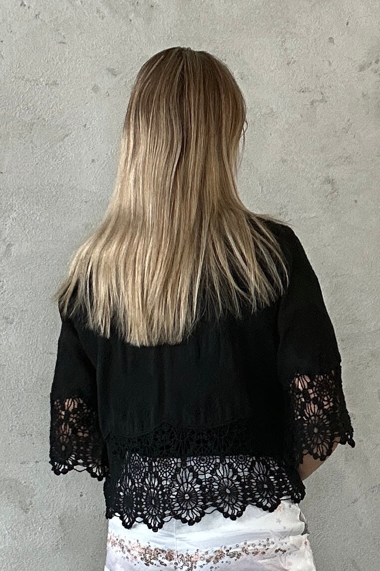 Lucy Blonde Summer blouse Black